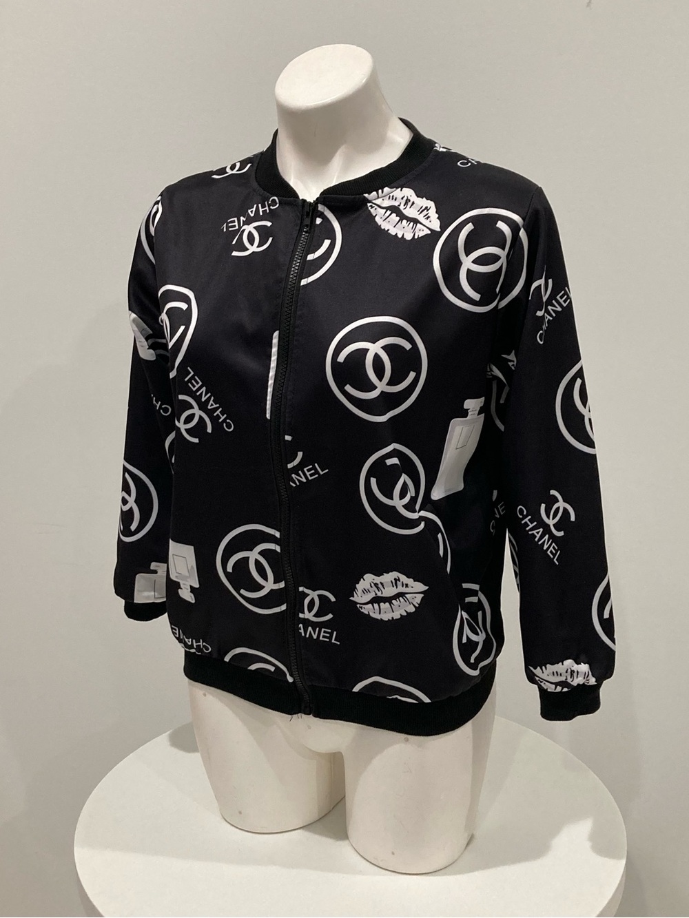 NEW CC Fashion Logo Black Zip Up Track Jacket M